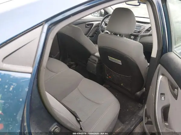 KMHDH4AEXGU544614 2016 HYUNDAI ELANTRA - Image 8