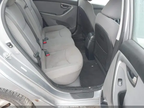 KMHDH4AEXGU544726 2016 HYUNDAI ELANTRA - Image 8
