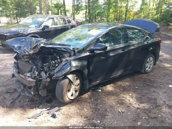 KMHDH4AEXGU545570 2016 HYUNDAI ELANTRA - Image 2