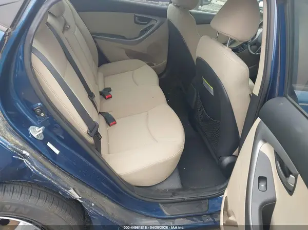KMHDH4AEXGU545973 2016 HYUNDAI ELANTRA - Image 8