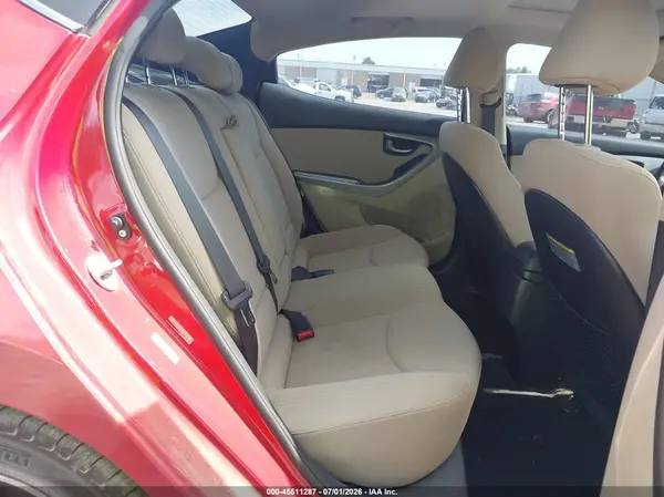 KMHDH4AEXGU546010 2016 HYUNDAI ELANTRA - Image 8