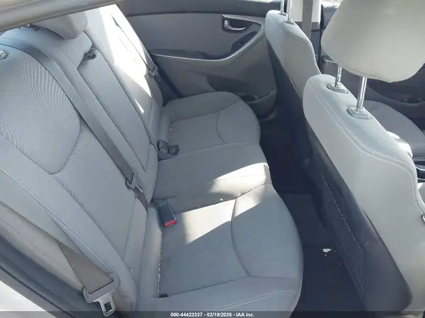 KMHDH4AEXGU546363 2016 HYUNDAI ELANTRA - Image 8