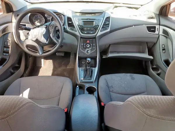 KMHDH4AEXGU551949 2016 HYUNDAI ELANTRA - Image 8