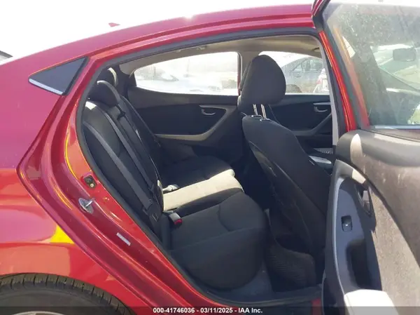 KMHDH4AEXGU558044 2016 HYUNDAI ELANTRA - Image 8