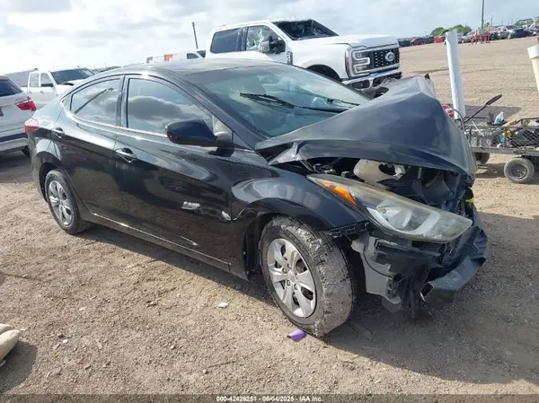 KMHDH4AEXGU573756 2016 HYUNDAI ELANTRA - Image 1