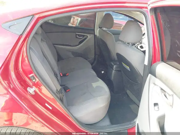 KMHDH4AEXGU588063 2016 HYUNDAI ELANTRA - Image 8