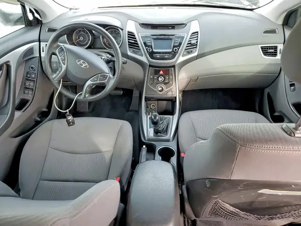KMHDH4AEXGU588581 2016 HYUNDAI ELANTRA - Image 8