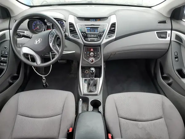 KMHDH4AEXGU588693 2016 HYUNDAI ELANTRA - Image 8