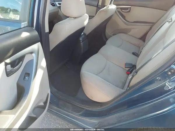 KMHDH4AEXGU599239 2016 HYUNDAI ELANTRA - Image 8