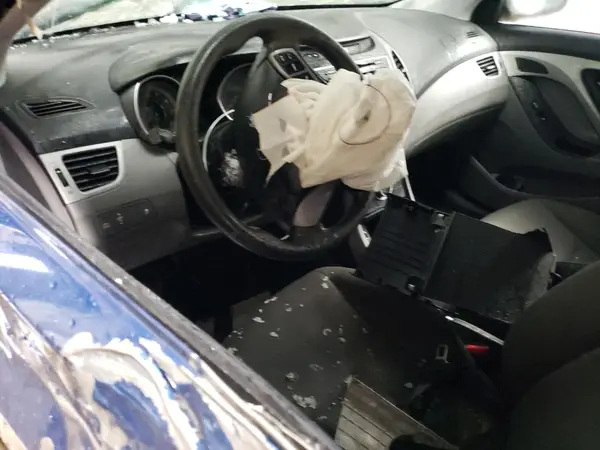 KMHDH4AEXGU600678 2016 HYUNDAI ELANTRA - Image 8