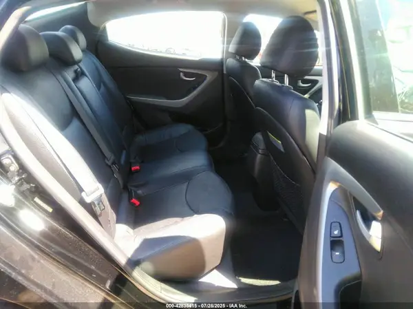 KMHDH4AEXGU601703 2016 HYUNDAI ELANTRA - Image 8