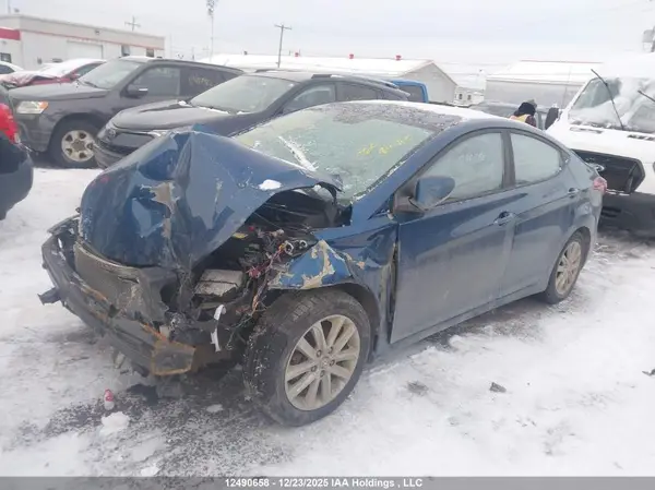 KMHDH4AEXGU617884 2016 HYUNDAI ELANTRA - Image 2