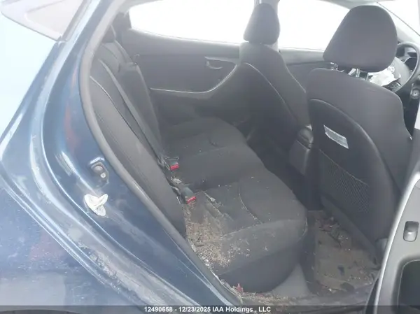 KMHDH4AEXGU617884 2016 HYUNDAI ELANTRA - Image 8