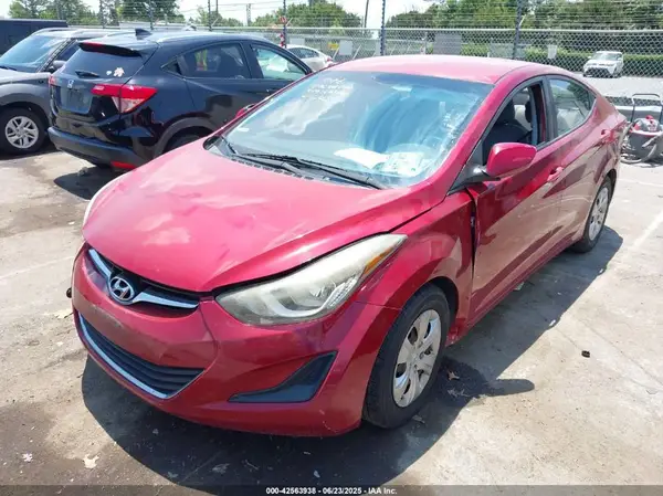 KMHDH4AEXGU623667 2016 HYUNDAI ELANTRA - Image 2