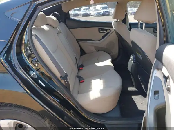 KMHDH4AEXGU626696 2016 HYUNDAI ELANTRA - Image 8