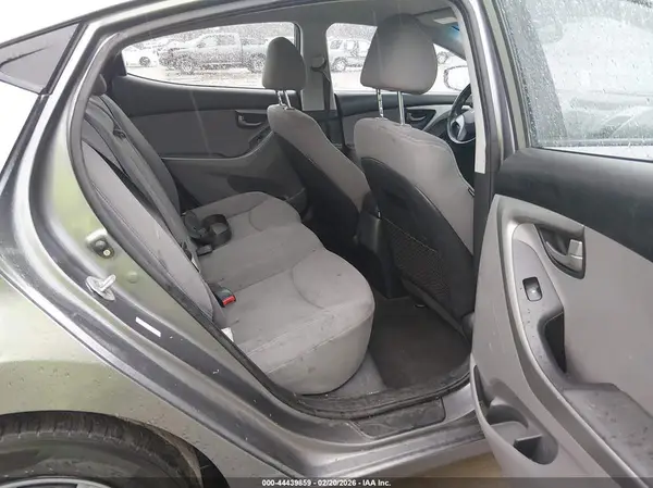 KMHDH4AEXGU638220 2016 HYUNDAI ELANTRA - Image 8