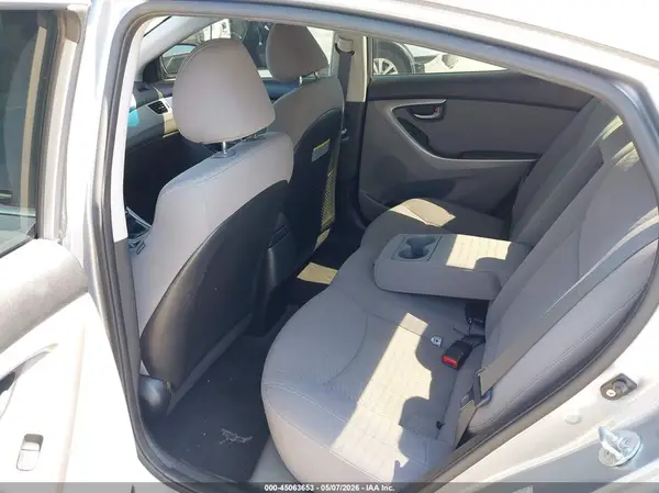 KMHDH4AH0GU481694 2016 HYUNDAI ELANTRA - Image 8