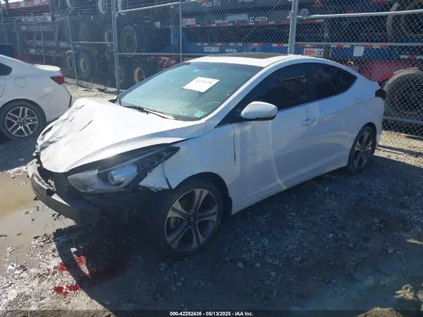 KMHDH4AH1GU488301 2016 HYUNDAI ELANTRA - Image 2