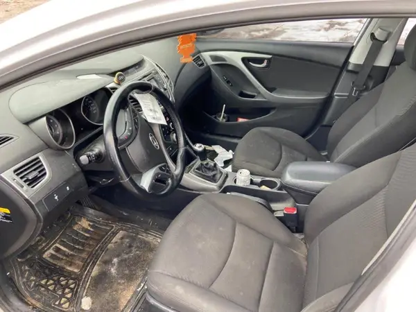 KMHDH4AH2GU494379 2016 HYUNDAI ELANTRA - Image 8