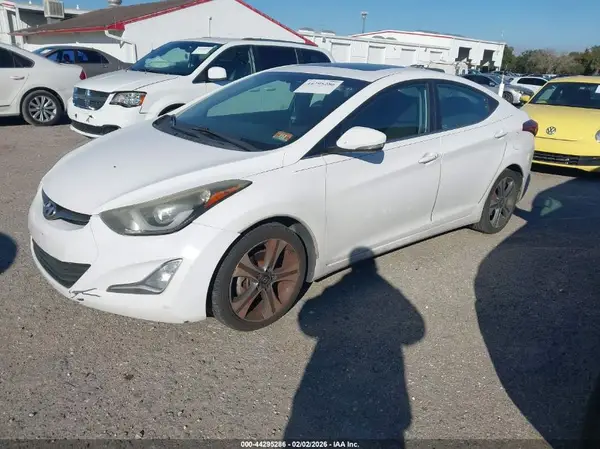 KMHDH4AH2GU511682 2016 HYUNDAI ELANTRA - Image 2