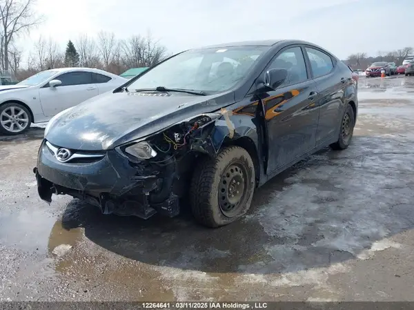KMHDH4AH2GU549803 2016 HYUNDAI ELANTRA - Image 2