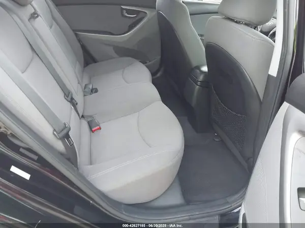 KMHDH4AH2GU587628 2016 HYUNDAI ELANTRA - Image 8