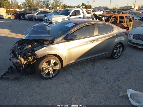 KMHDH4AH2GU650307 2016 HYUNDAI ELANTRA - Image 2