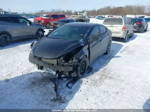 KMHDH4AH3GU554704 2016 HYUNDAI ELANTRA - Image 2