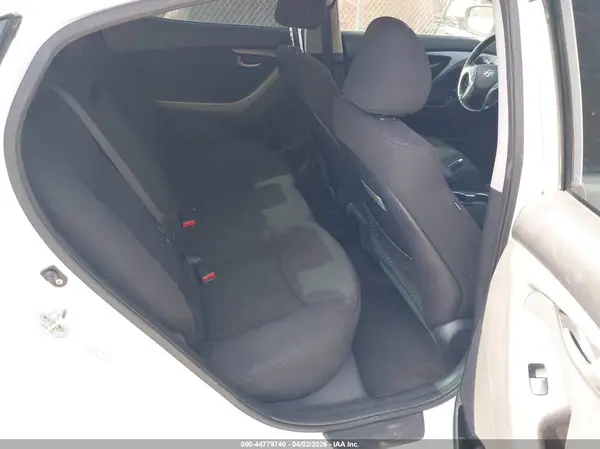 KMHDH4AH3GU586326 2016 HYUNDAI ELANTRA - Image 8