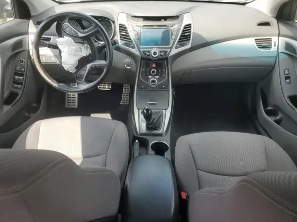 KMHDH4AH3GU586469 2016 HYUNDAI ELANTRA - Image 8