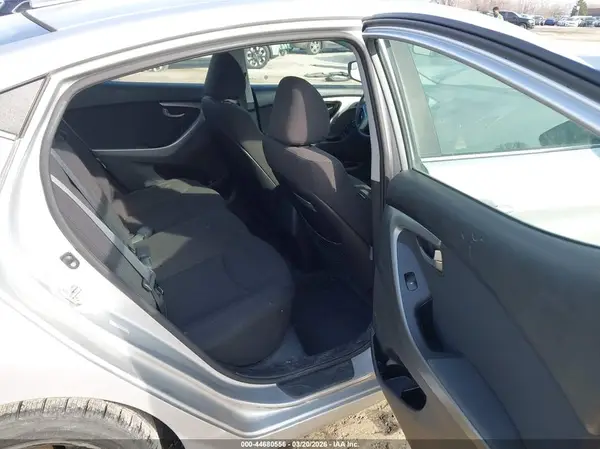 KMHDH4AH4GU569454 2016 HYUNDAI ELANTRA - Image 8