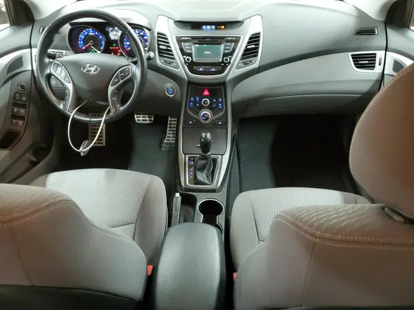 KMHDH4AH5GU486325 2016 HYUNDAI ELANTRA - Image 8