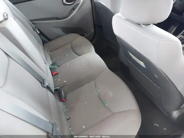KMHDH4AH7GU488528 2016 HYUNDAI ELANTRA - Image 8