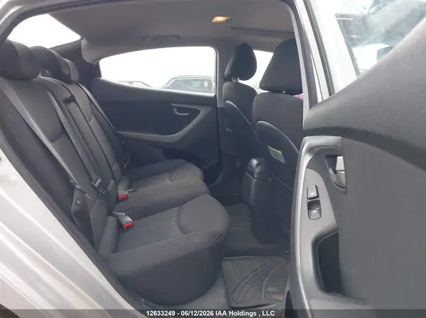 KMHDH4AH8GU549756 2016 HYUNDAI ELANTRA - Image 8