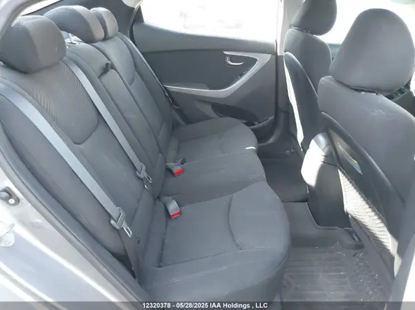 KMHDH4AH9GU622892 2016 HYUNDAI ELANTRA - Image 8