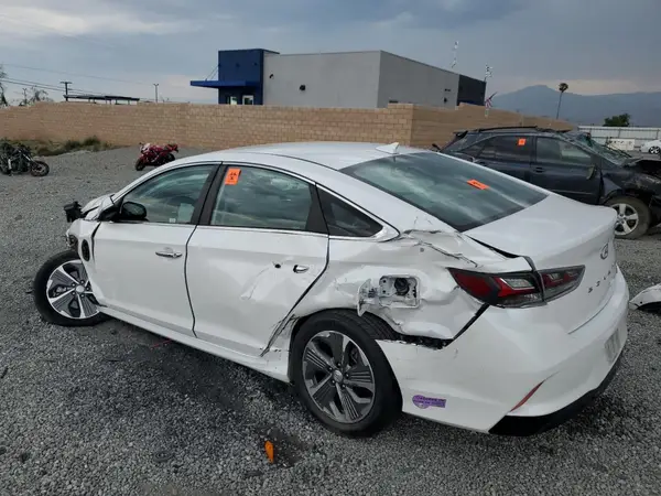 KMHE14L20KA091397 2019 HYUNDAI SONATA - Image 2