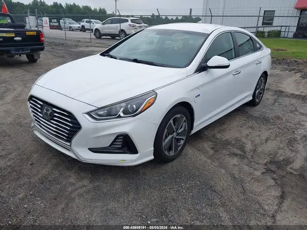 KMHE14L20KA091612 2019 HYUNDAI SONATA - Image 2