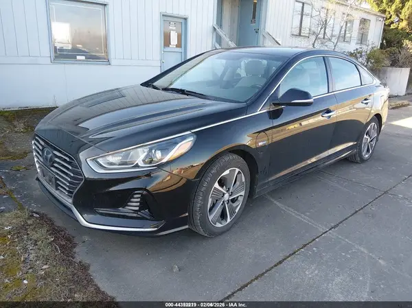 KMHE14L20KA093439 2019 HYUNDAI SONATA - Image 2