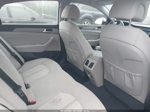 KMHE14L21GA022368 2016 HYUNDAI SONATA - Image 8