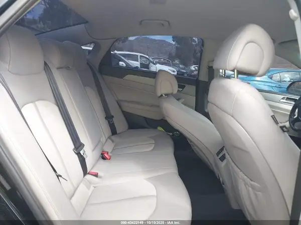 KMHE14L21GA022399 2016 HYUNDAI SONATA - Image 8