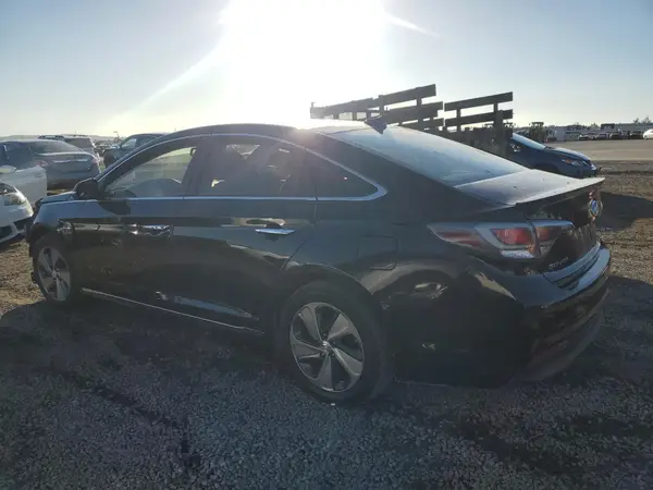 KMHE14L21GA029059 2016 HYUNDAI SONATA - Image 2