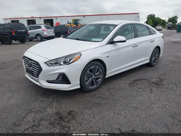 KMHE14L21KA091456 2019 HYUNDAI SONATA - Image 2