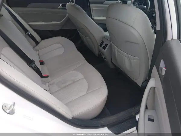 KMHE14L21KA092784 2019 HYUNDAI SONATA - Image 8