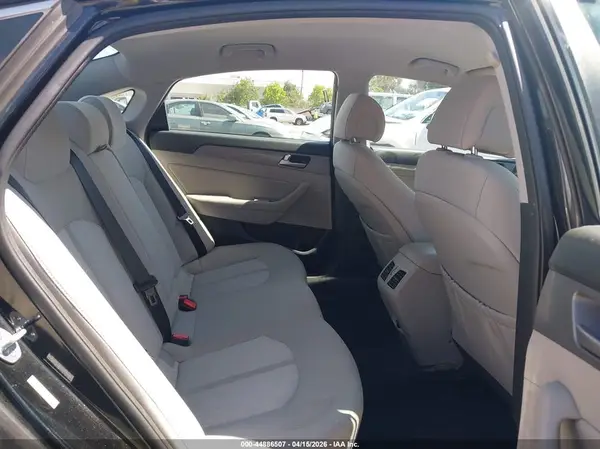 KMHE14L23HA066132 2017 HYUNDAI SONATA - Image 8