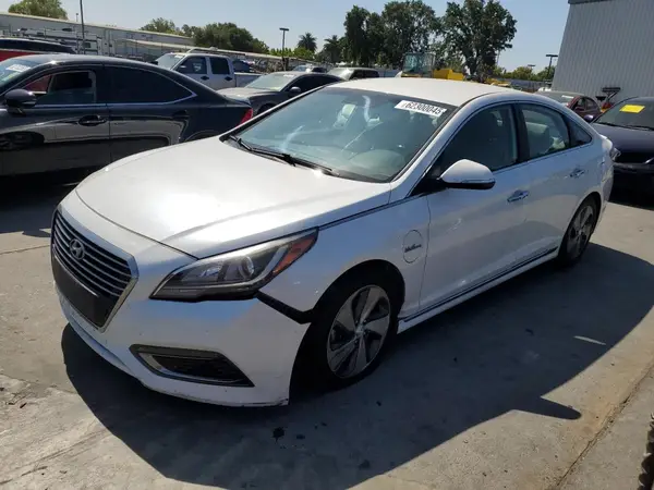 KMHE14L24GA031601 2016 HYUNDAI SONATA - Image 1