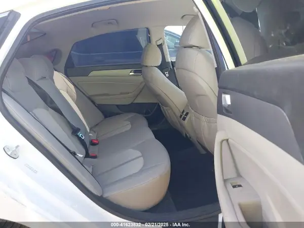 KMHE14L24KA089166 2019 HYUNDAI SONATA - Image 8