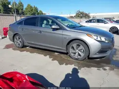 KMHE14L26HA074323 2017 HYUNDAI SONATA