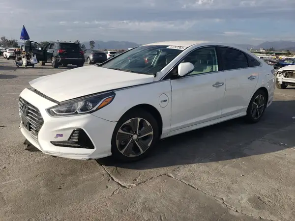 KMHE14L27KA089209 2019 HYUNDAI SONATA - Image 1