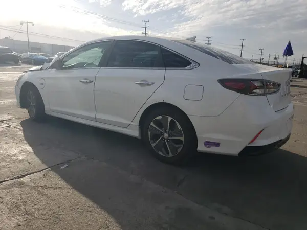 KMHE14L27KA089209 2019 HYUNDAI SONATA - Image 2