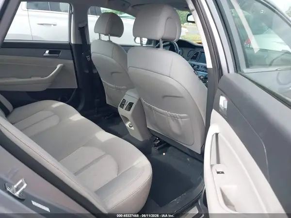 KMHE14L28HA045017 2017 HYUNDAI SONATA - Image 8